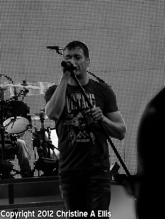 3DoorsDown-080