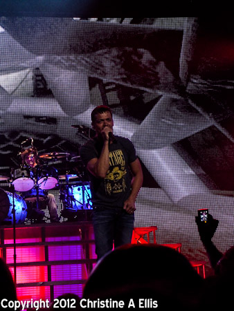 3DoorsDown-091